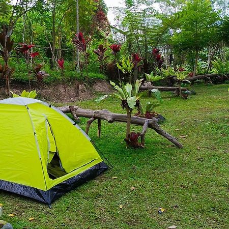 Tapian Asri Camp Hotel Bukittinggi Bagian luar foto